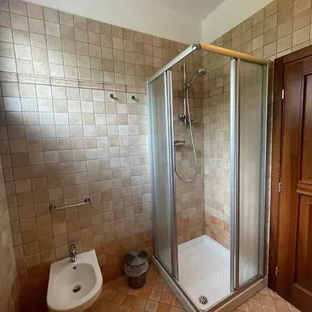 Terraced House With Garden In - Larihome A13 בית נופש