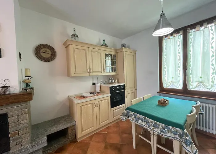 Terraced House With Garden In - Larihome A13 *