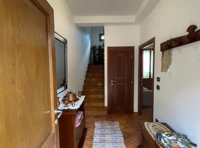 Vakantiehuis Terraced House With Garden In - Larihome A13