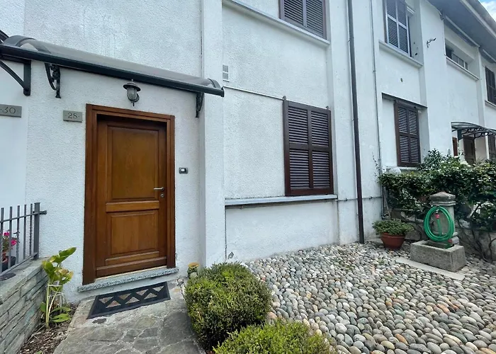 Terraced House With Garden In - Larihome A13 Nyaraló