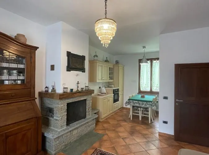 Terraced House With Garden In - Larihome A13 Nyaraló Dongo